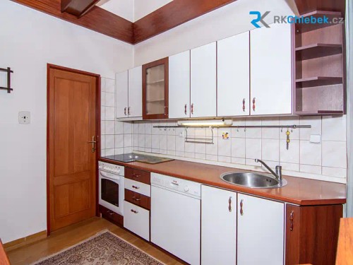 Prodej domu 144 m², pozemek 800 m²