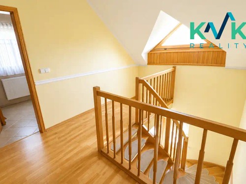 Prodej domu 250 m², pozemek 992 m²
