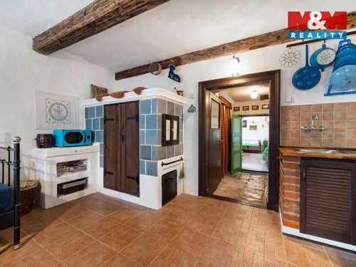 Prodaný  dům 100 m², pozemek 1640 m²