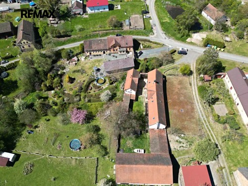 Prodej domu 725 m², pozemek 7880 m²