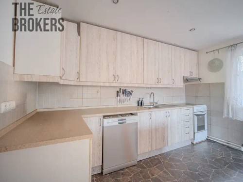 Prodej domu 466 m², pozemek 1206 m²