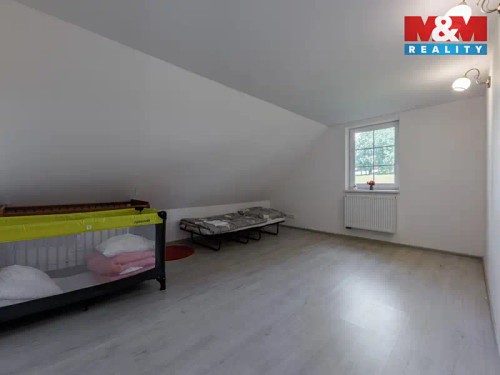 Prodej domu 280 m², pozemek 1293 m²