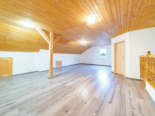 Prodej domu 360 m², pozemek 724 m²