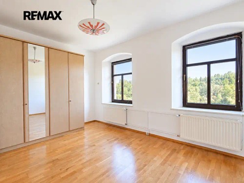 Prodej domu 200 m², pozemek 910 m²