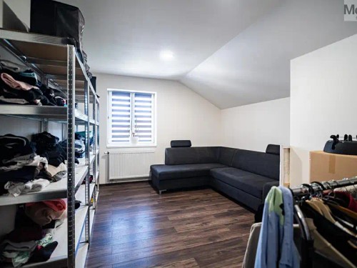 Prodej domu 195 m², pozemek 699 m²
