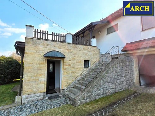 Prodej domu 280 m², pozemek 876 m²