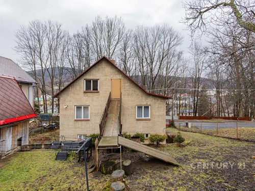 Prodej domu 203 m², pozemek 764 m²