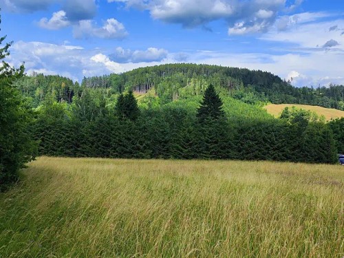 Prodej stavebního pozemku 1437 m²