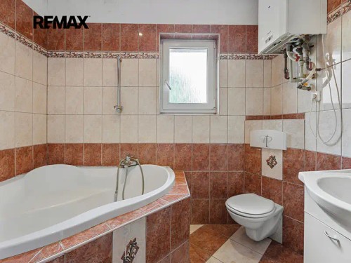 Prodej domu 198 m², pozemek 111 m²