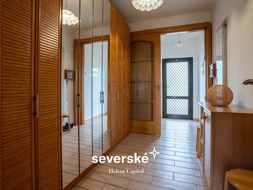 Prodej domu 300 m², pozemek 286 m²