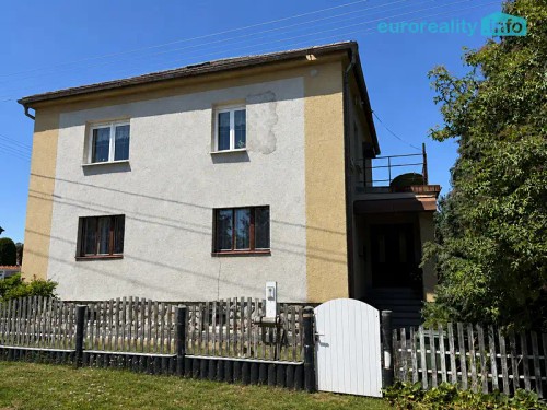 Prodej domu 220 m², pozemek 945 m²