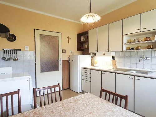 Prodej domu 240 m², pozemek 885 m²