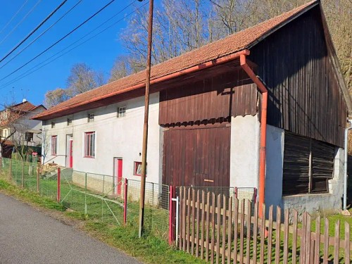 Prodej domu 100 m², pozemek 1740 m²