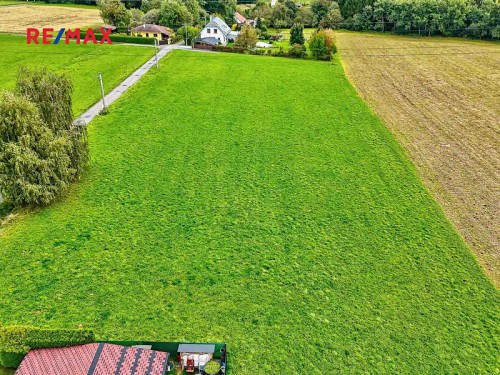 Prodej stavebního pozemku 1328 m²