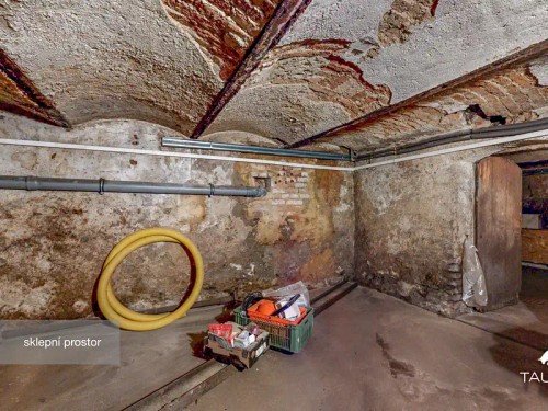 Prodej domu 591 m², pozemek 5421 m²