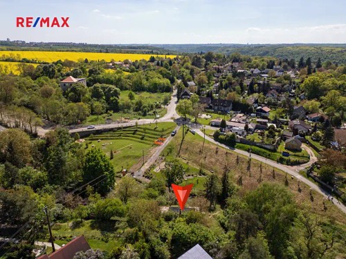 Prodej stavebního pozemku 1537 m²