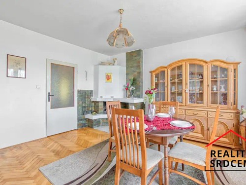 Prodej domu 229 m², pozemek 2123 m²