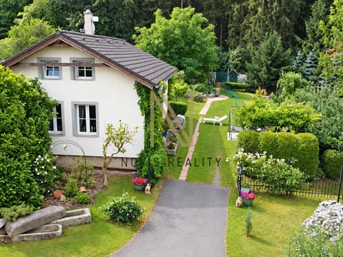 Prodej domu 249 m², pozemek 2128 m²