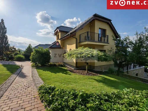 Prodej vily 540 m², pozemek 1700 m²