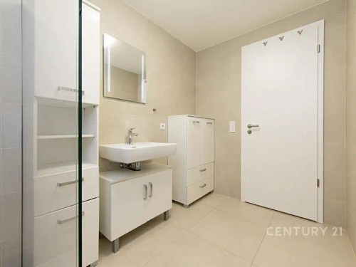 Prodej bytu 2+kk 83 m²