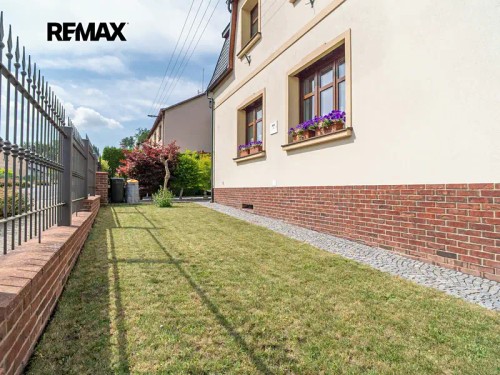 Prodej domu 296 m², pozemek 349 m²