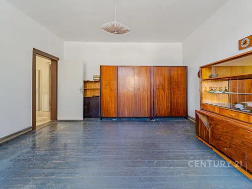 Prodej domu 340 m², pozemek 2322 m²