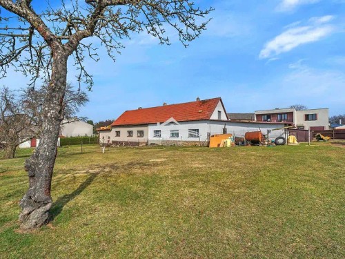 Prodej domu 140 m², pozemek 1036 m²