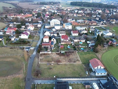 Prodej stavebního pozemku 1032 m²
