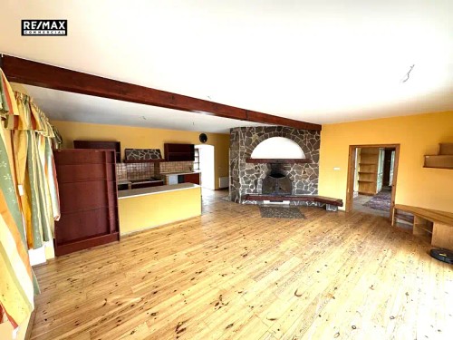 Prodej domu 372 m², pozemek 5995 m²