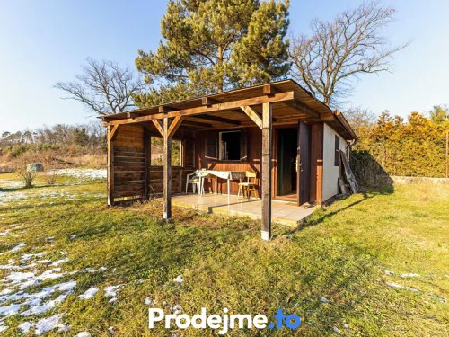 Prodej stavebního pozemku 1232 m²