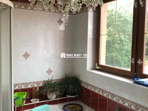 Prodej domu 792 m², pozemek 17934 m²