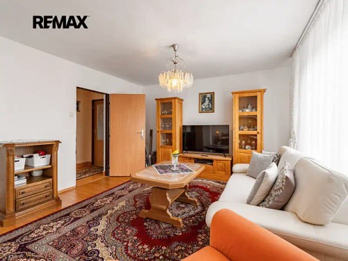 Prodej domu 328 m², pozemek 758 m²