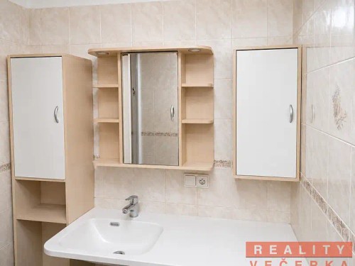 Prodej bytu 2+1 56 m²