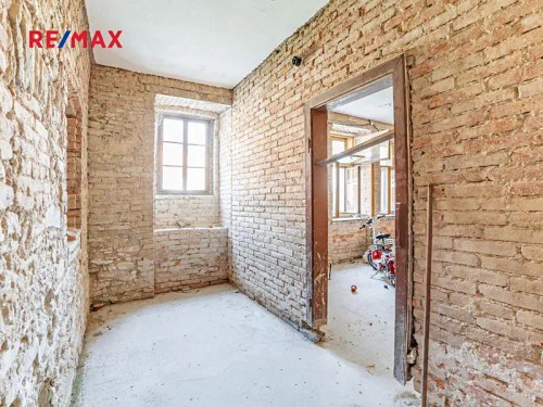 Prodaný dům 480 m², pozemek 1079 m²