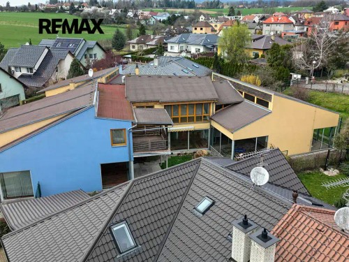 Prodej vily 700 m², pozemek 1399 m²