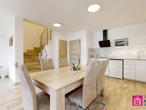 Prodej domu 214 m², pozemek 305 m²