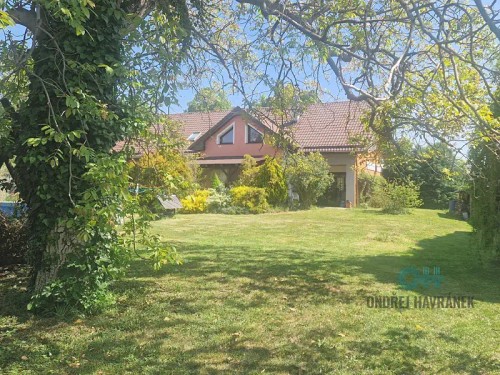 Prodej domu 330 m², pozemek 2461 m²