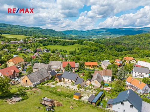 Prodaná  chata 200 m², pozemek 1966 m²