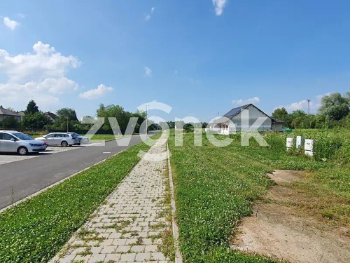 Prodej stavebního pozemku 1019 m²