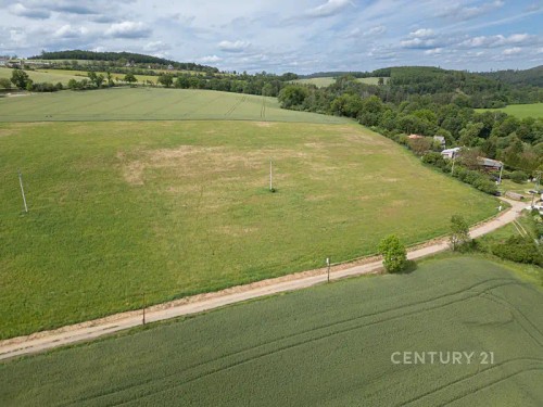 Prodej stavebního pozemku 999 m²