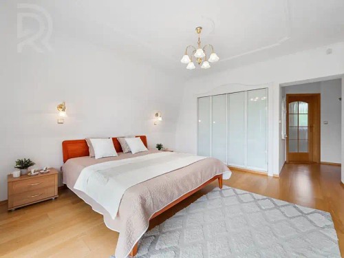 Prodaný dům 420 m², pozemek 2462 m²