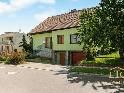 Prodej domu 237 m², pozemek 929 m²