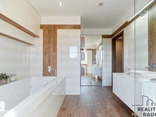 Prodej bytu 2+kk 79 m²