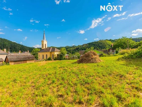 Prodej stavebního pozemku 1060 m²