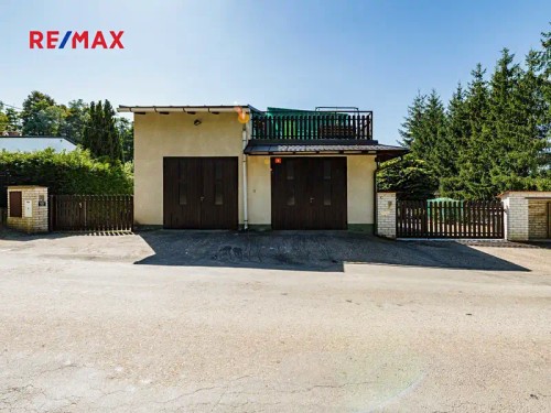 Prodej domu 290 m², pozemek 1221 m²