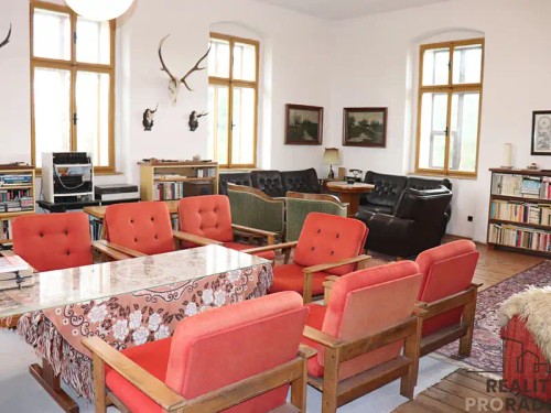 Prodej domu 443 m², pozemek 221 m²