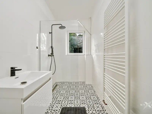 Prodej domu 932 m², pozemek 1353 m²