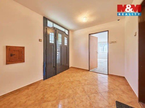Prodej domu 186 m², pozemek 1171 m²