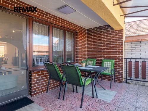 Prodej domu 225 m², pozemek 780 m²
