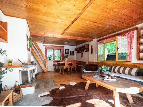 Prodej chaty 80 m², pozemek 1 m²
